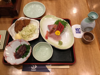 ekinomi-higashi8.jpg